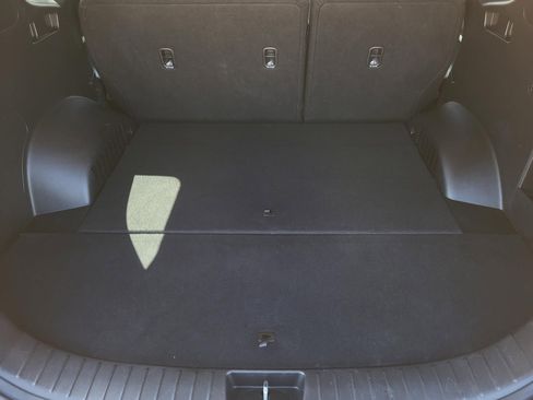 Used 2020 Hyundai Santa Fe SE image 10