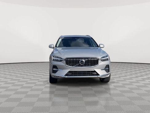 Used 2023 Volvo XC60 B5 Ultimate AWD/4WD image 3