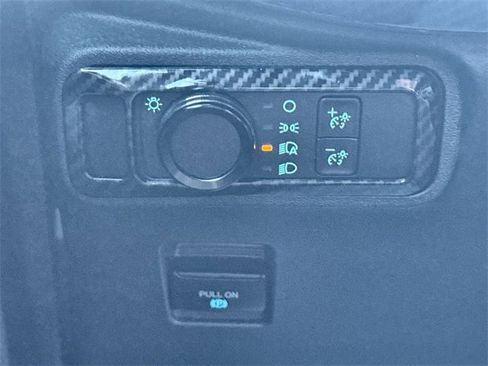 Used 2022 Ford Bronco Everglades image 33