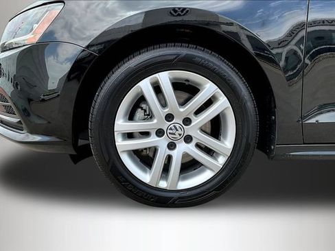 Used 2018 Volkswagen Jetta S w/ Cold Weather Package FWD image 36