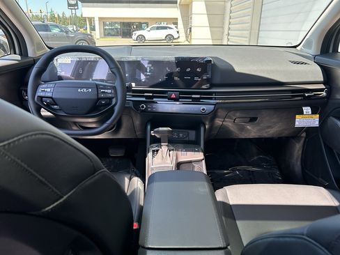 New 2026 Kia Sportage EX AWD/4WD image 17