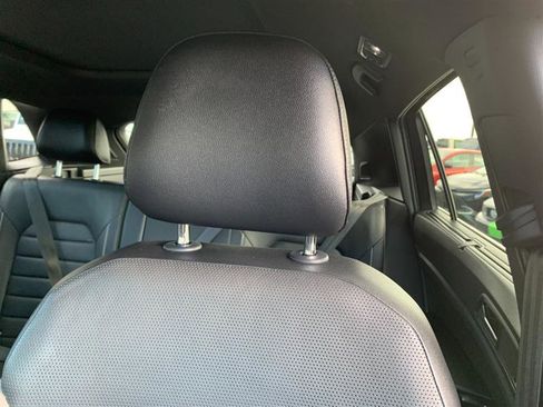 Used 2020 Volkswagen Atlas Cross Sport SEL Premium R-Line image 18