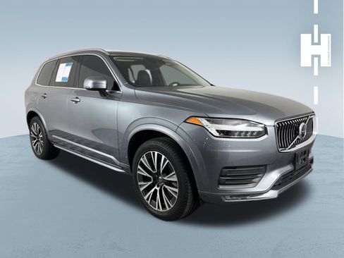 Used 2020 Volvo XC90 T6 Momentum AWD/4WD image 1