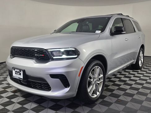 Used 2024 Dodge Durango GT image 7