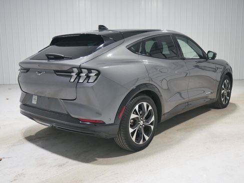 Used 2021 Ford Mustang Mach-E Premium image 5