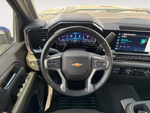 Used 2025 Chevrolet Silverado 2500 LT w/ All Star Edition AWD/4WD image 12