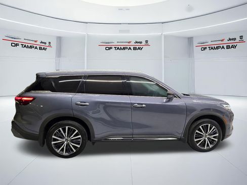 Used 2023 INFINITI QX60 Sensory w/ Vision Package FWD image 7