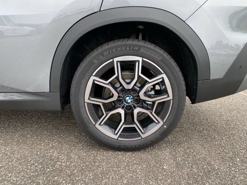 New 2026 BMW X2 xDrive28i w/ Convenience Package AWD/4WD image 5
