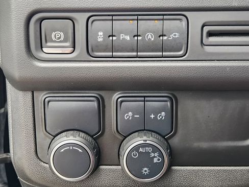 Used 2021 Chevrolet Tahoe LT image 21