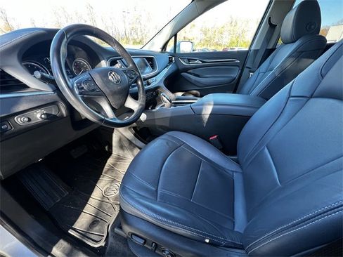 Used 2019 Buick Enclave Essence image 38