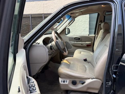 Used 2003 Ford F150 Lariat RWD image 21