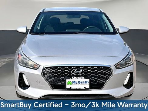 Used 2019 Hyundai Elantra GT image 2