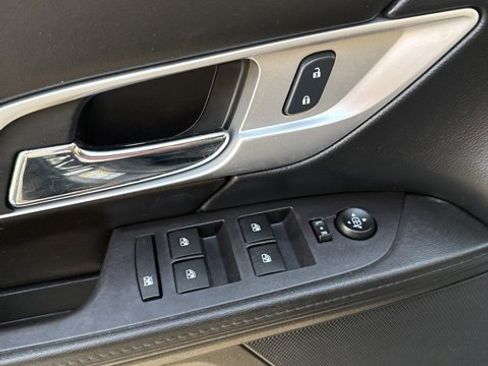 Used 2017 GMC Terrain SLE image 13