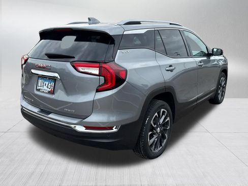 Used 2024 GMC Terrain SLT w/ Infotainment Package II AWD/4WD image 8