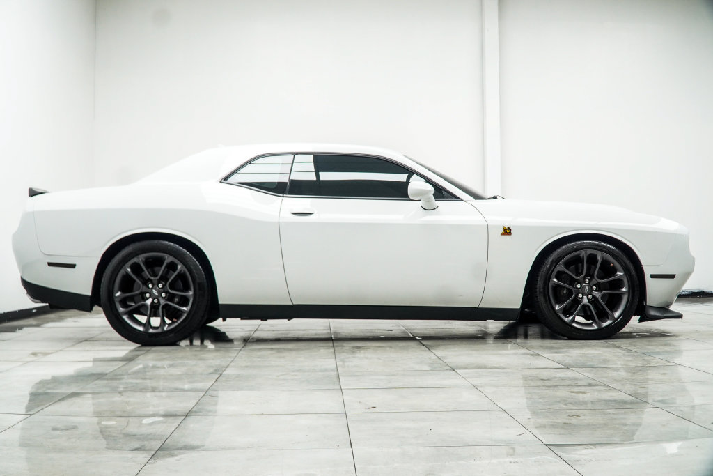 Used 2021 Dodge Challenger R/T Scat Pack RWD image 10