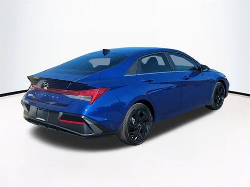 New 2026 Hyundai Elantra SEL Sport image 5