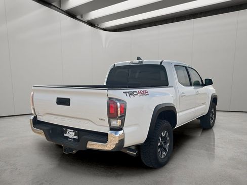 Used 2023 Toyota Tacoma TRD Off-Road image 9
