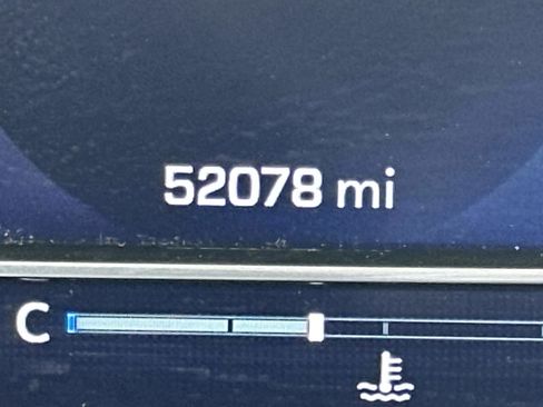 Used 2025 Chevrolet Silverado 1500 LT image 27