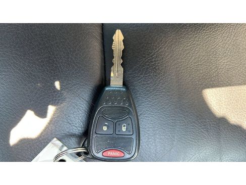Used 2013 Jeep Wrangler Unlimited Sahara w/ Connectivity Group AWD/4WD image 32