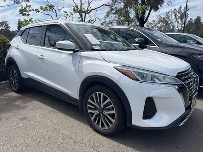 Used 2022 Nissan Kicks SV