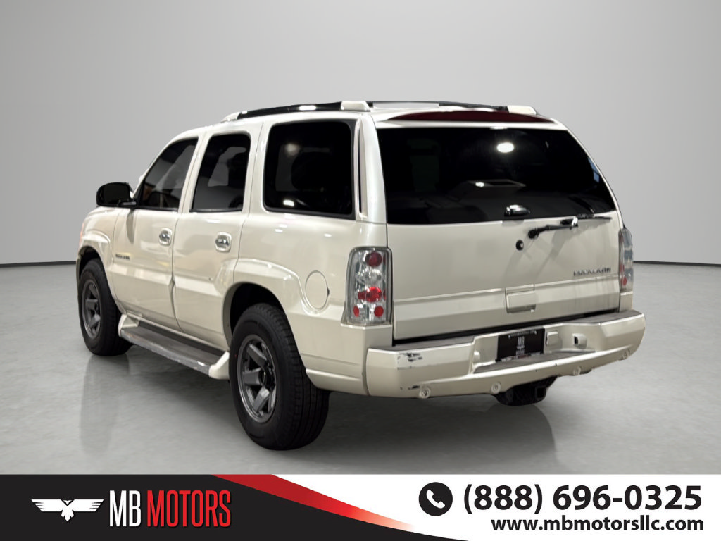 Used 2006 Cadillac Escalade AWD image 3