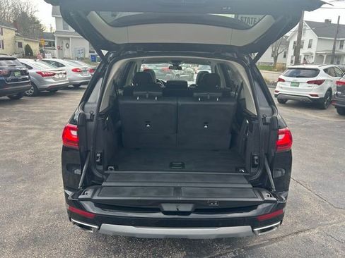 Used 2020 BMW X7 xDrive40i w/ Cold Weather Package AWD/4WD image 12