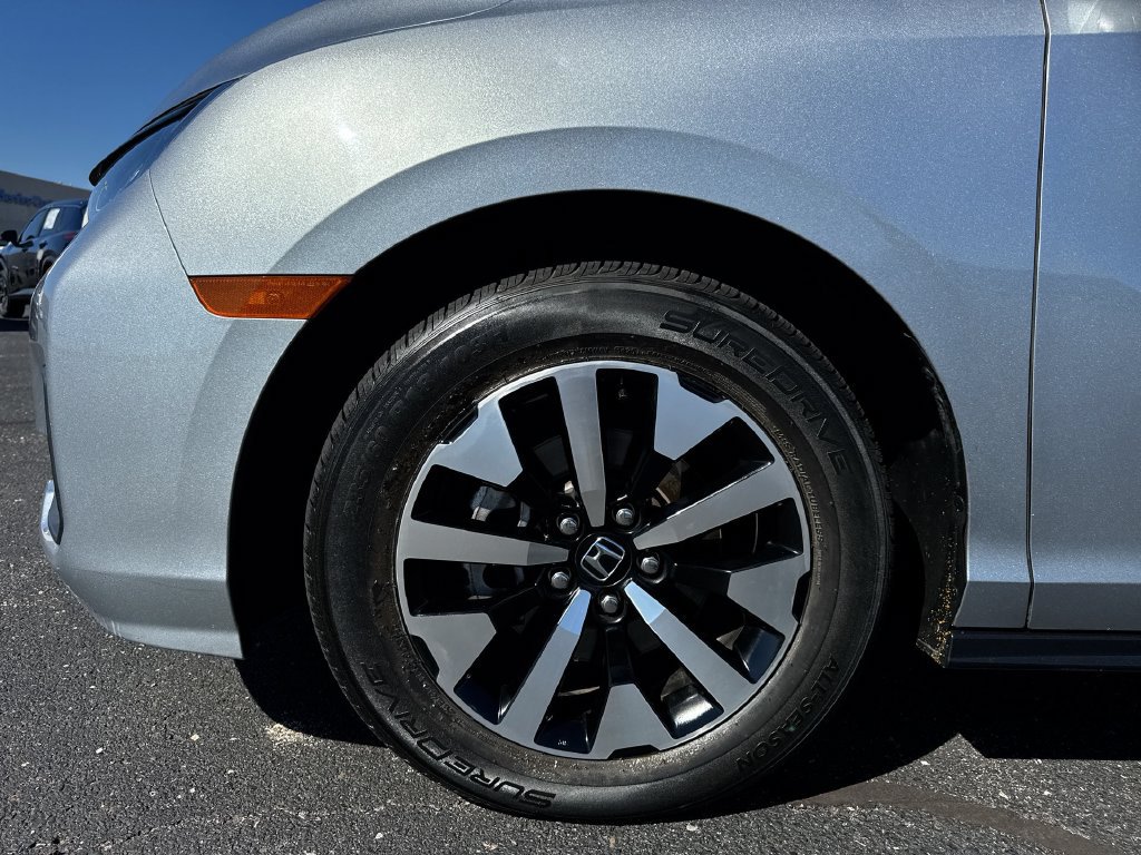 Used 2025 Honda Odyssey EX-L image 10