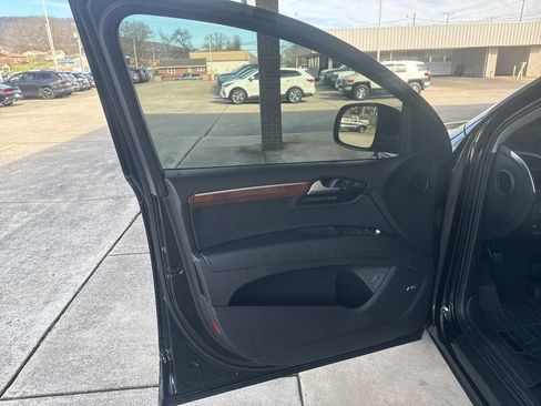 Used 2015 Audi Q7 TDI Premium Plus w/ Premium Plus Package image 12