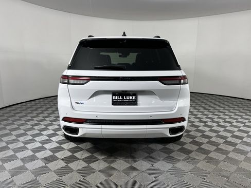 Used 2024 Jeep Grand Cherokee Limited 4xe image 7