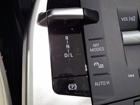 New 2026 BMW X1 xDrive28i w/ Technology Package image 12