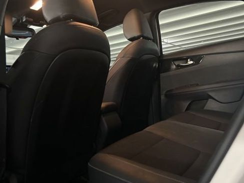 Certified 2024 Kia Forte GT-Line image 6