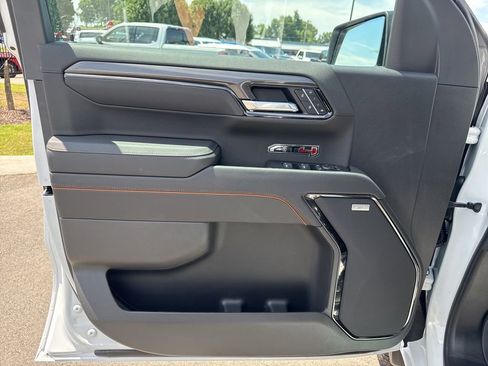 New 2026 GMC Sierra 1500 AT4 w/ AT4 Premium Package AWD/4WD image 11