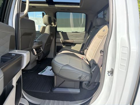 New 2026 Ford F450 Platinum w/ Platinum Plus Package AWD/4WD image 20