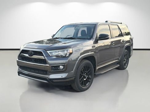 Used 2019 Toyota 4Runner Limited AWD/4WD image 7