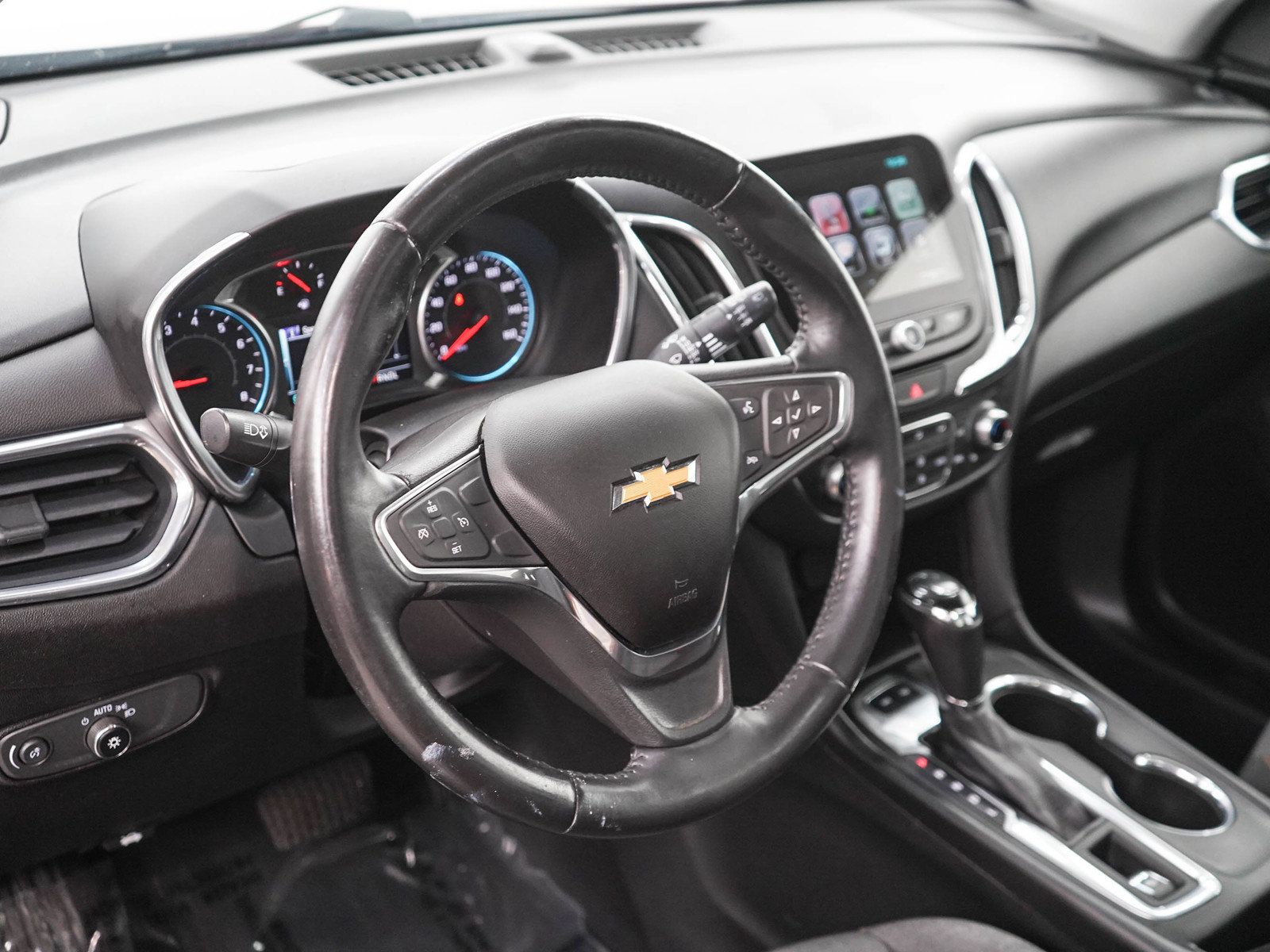 Used 2018 Chevrolet Equinox LT w/ Sun & Infotainment Package AWD/4WD image 21