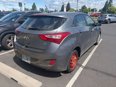 Used 2016 Hyundai Elantra GT FWD image 5