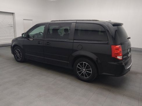 Used 2017 Dodge Grand Caravan GT FWD image 3