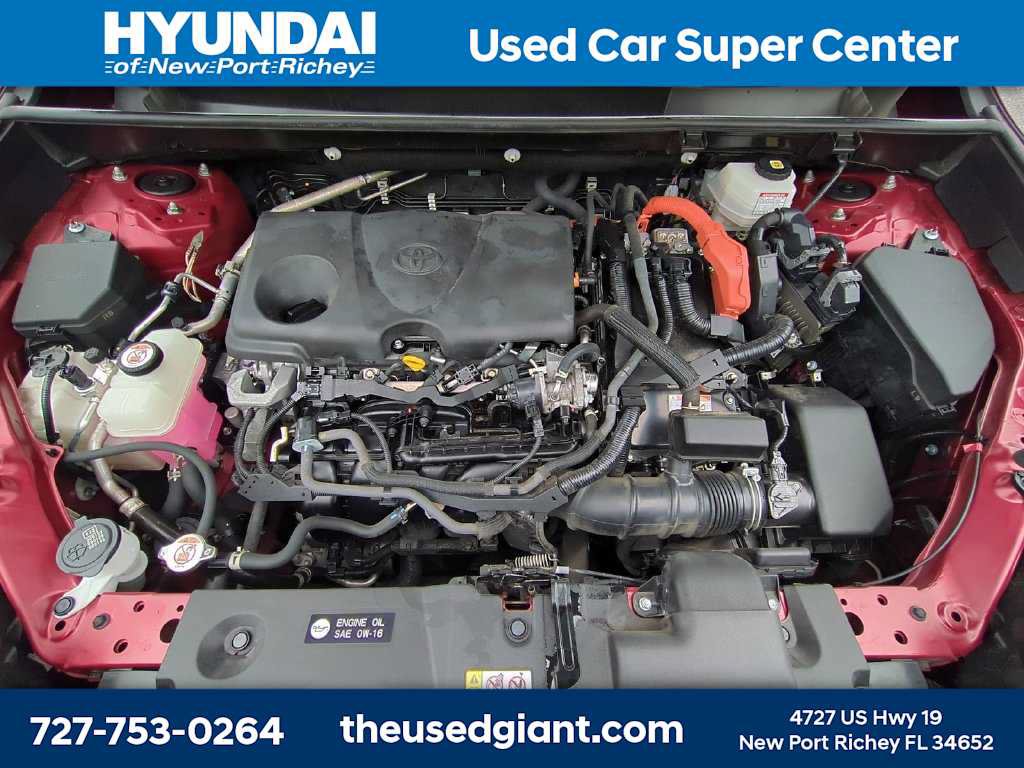 Used 2022 Toyota RAV4 LE AWD/4WD image 13
