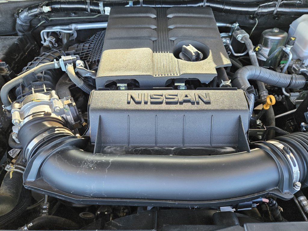 Used 2025 Nissan Frontier SV RWD image 17