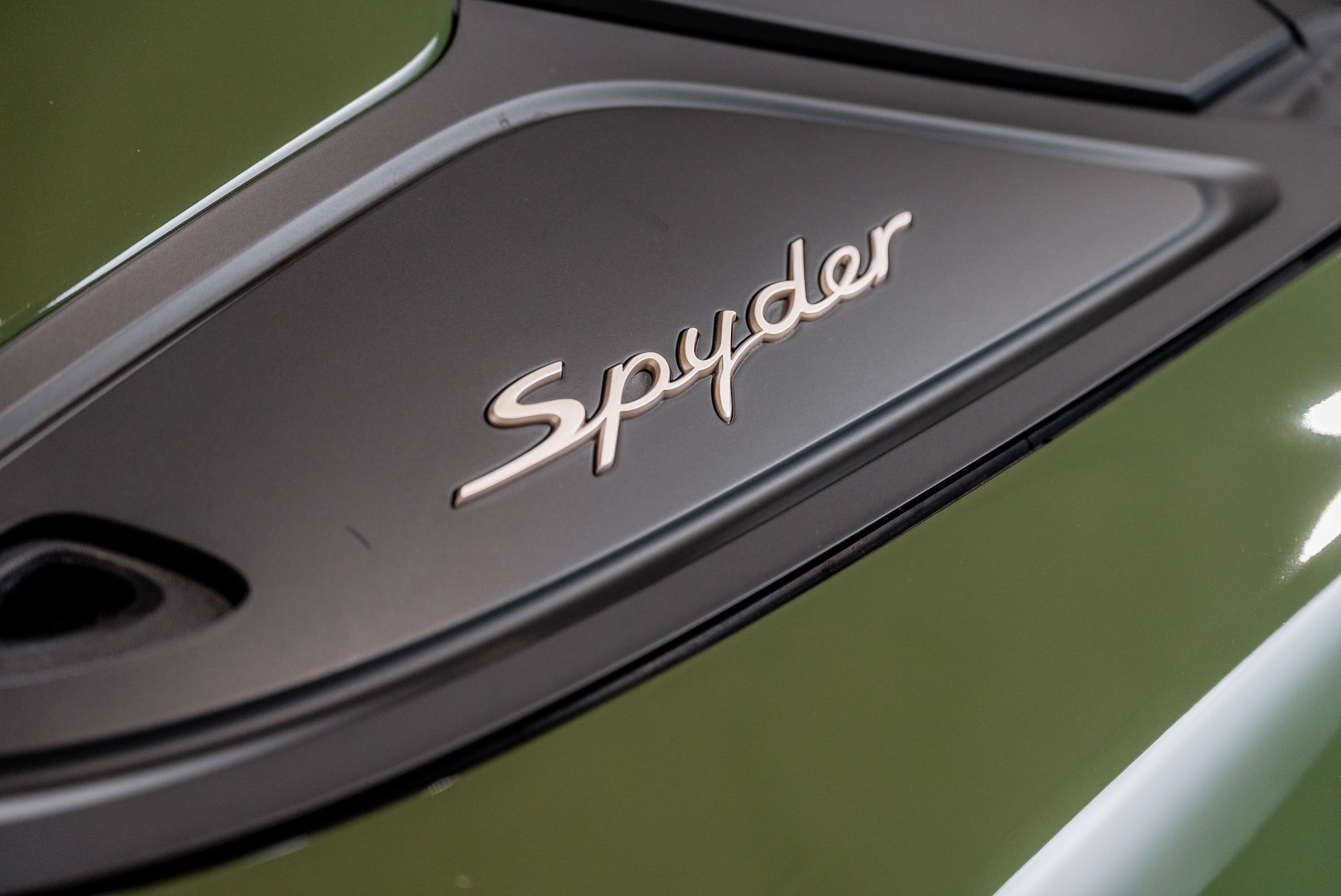 Used 2022 Porsche 718 Boxster Spyder RWD image 32