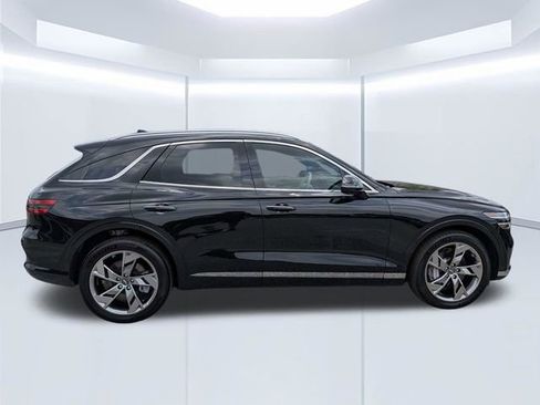 Used 2025 Genesis Electrified GV70 AWD/4WD image 3