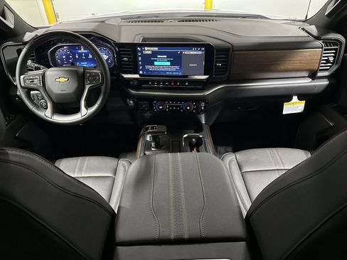 New 2026 Chevrolet Silverado 1500 High Country AWD/4WD image 10