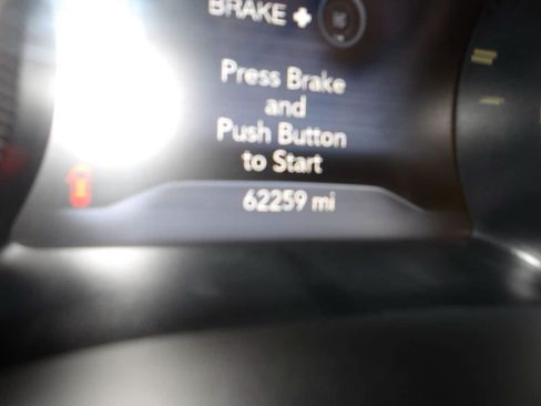 Used 2020 Jeep Cherokee Trailhawk w/ Cold Weather Group AWD/4WD image 11