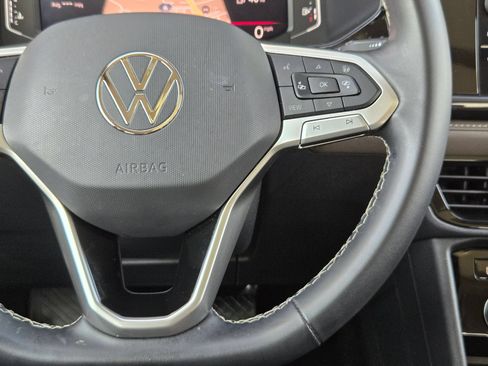 Used 2024 Volkswagen Taos SEL AWD/4WD image 23