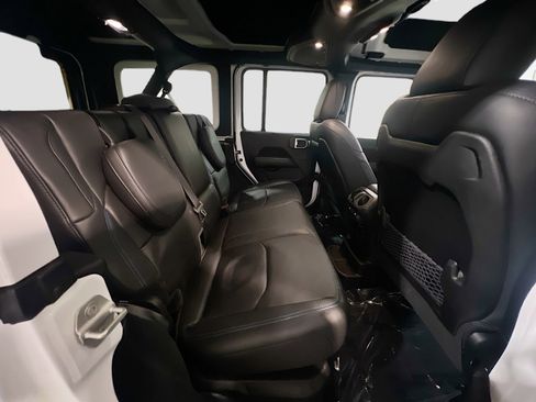 Used 2024 Jeep Wrangler Unlimited Rubicon 4xe image 20