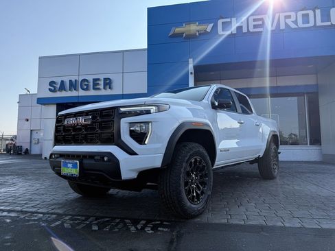 New 2026 GMC Canyon Elevation w/ Convenience Package image 3