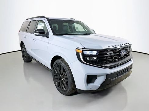 New 2027 Ford Expedition Platinum w/ Stealth Performance Package AWD/4WD image 1