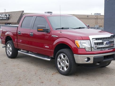 Used 2014 Ford F150 XLT w/ Equipment Group 302A Luxury AWD/4WD image 4