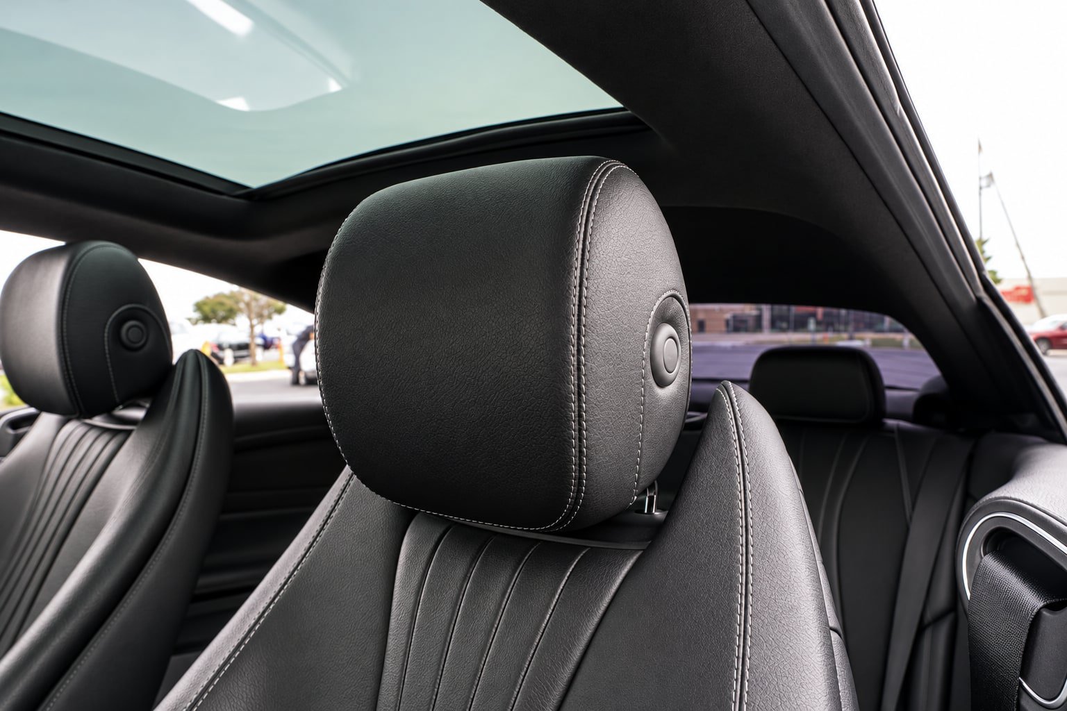 Used 2023 Mercedes-Benz E 450 Coupe image 33