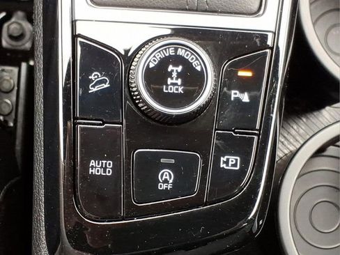 Used 2025 Kia Sportage X-Line AWD/4WD image 23